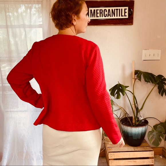 Chico’s Quilted Red Jacket Zipper Pockets Size Small Like New - Picture 5 of 16